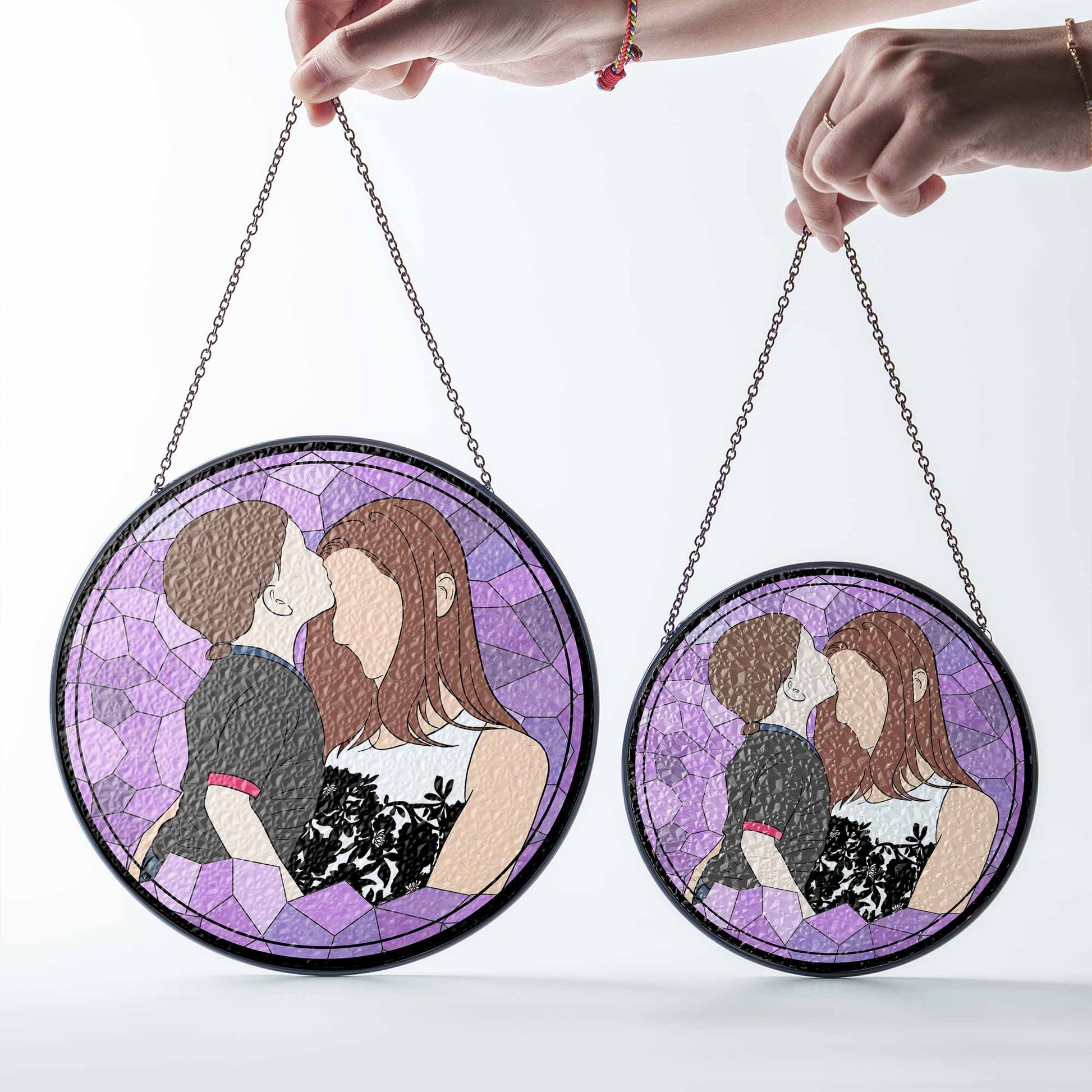 Customized Turn Art Mom and Child Portrait, Custom Glass Suncatcher Gift, Mother's Day Window Hanging-BeUnikArt